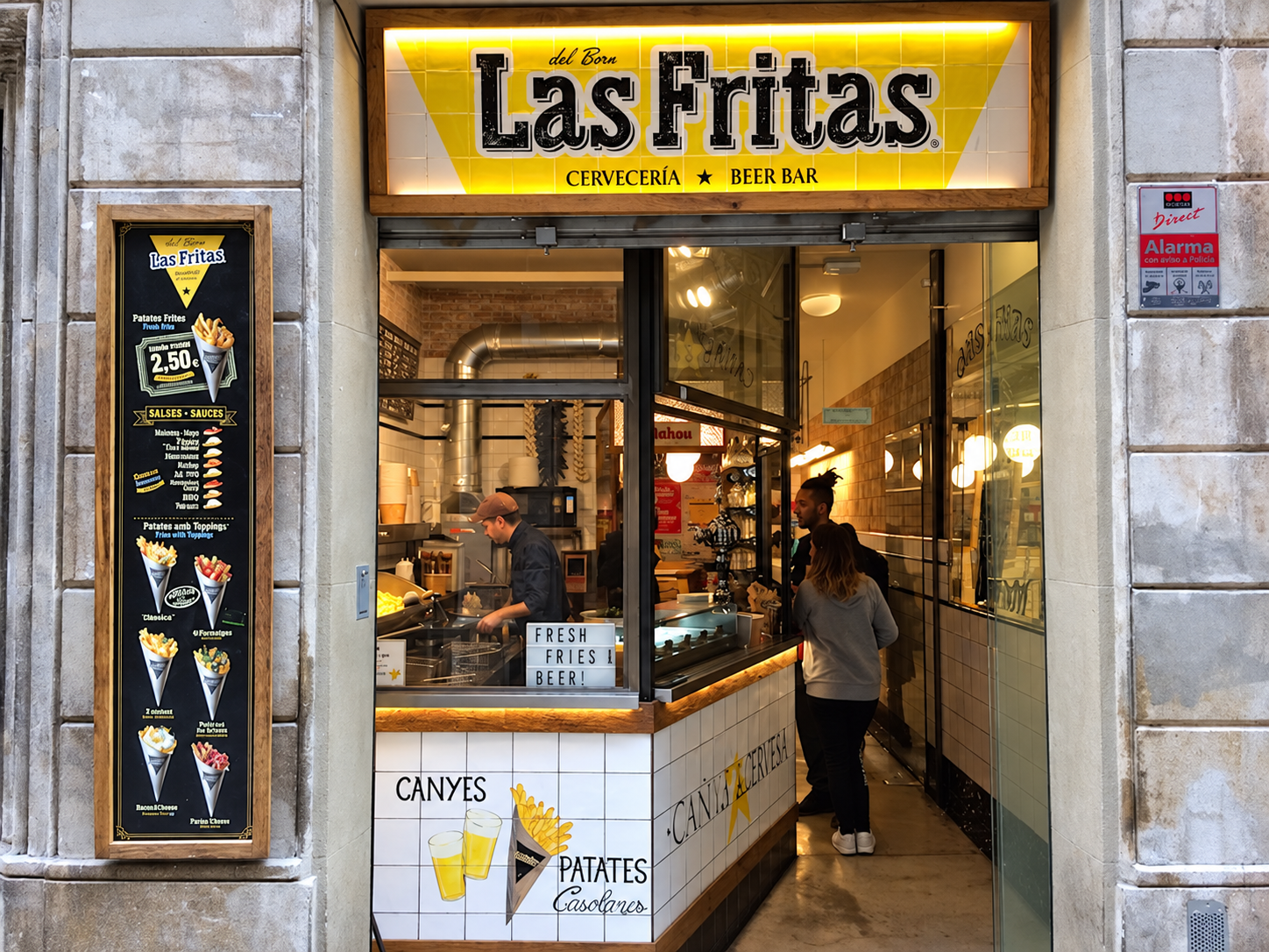 Fachada de Las Fritas en el Born